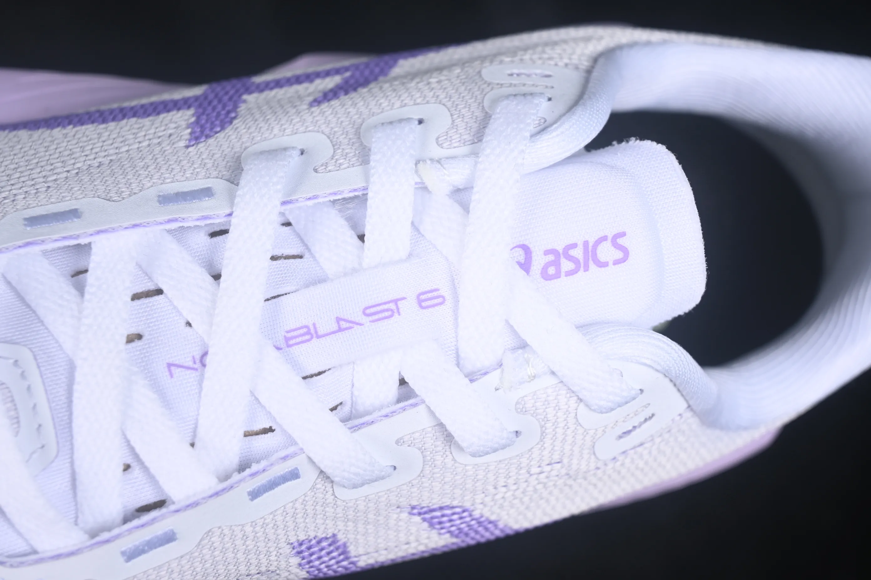 All categories Asics Asics series Asics Novablast 6 Asics Novablast 6 Asics retro breathable casual shoes cushioning men's wear-resistant running shoes 1012C008-405
